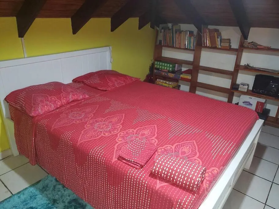 Feriehus Bungalow Familial De 3 Chambres Entre Mer Et Montagne A Sainte Rose
