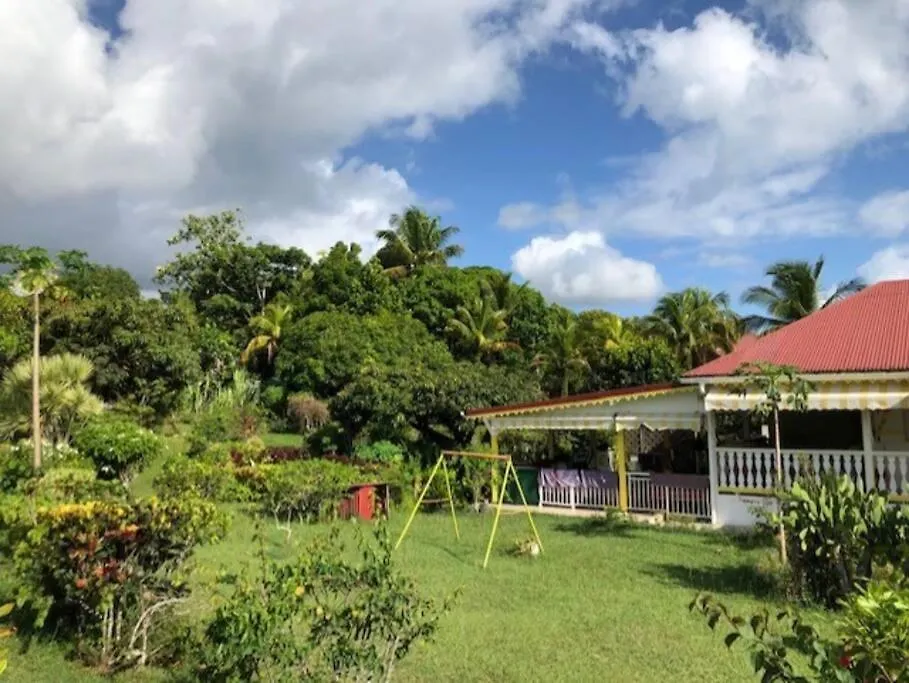 Feriehus Bungalow Familial De 3 Chambres Entre Mer Et Montagne A Sainte Rose Guadeloupe