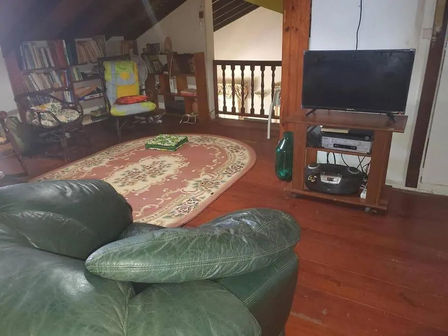 Bungalow Familial De 3 Chambres Entre Mer Et Montagne A Sainte Rose